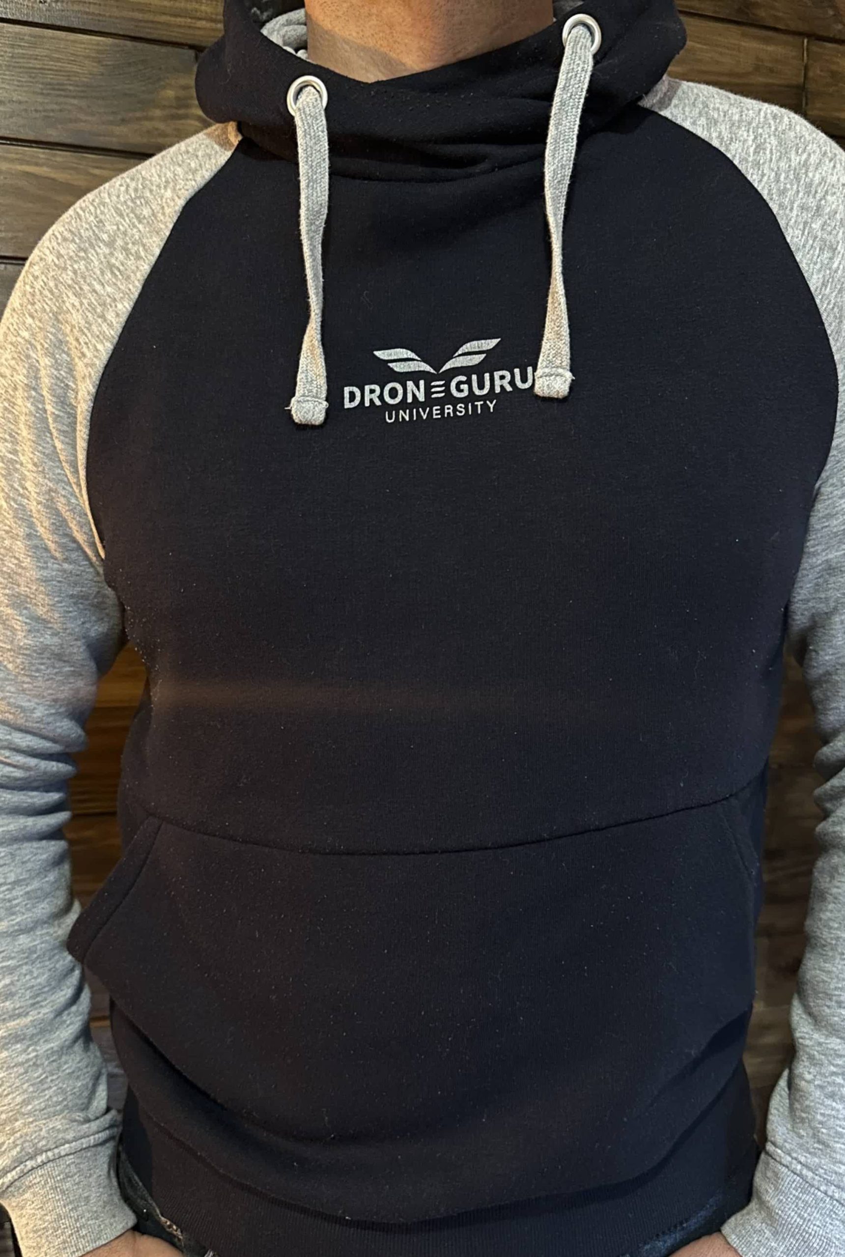 Sudadera "Drone Guru University" - Imagen 5