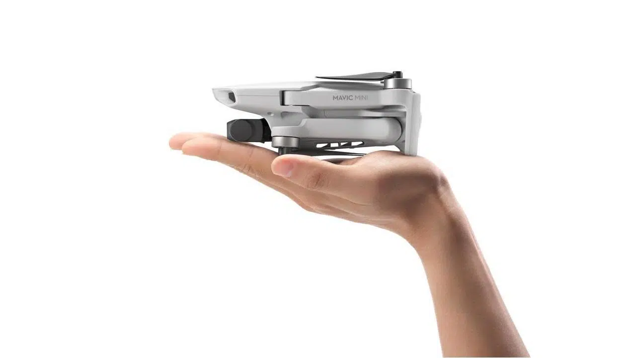 mavic mini-drone-guru Mavic Mini, tamaño sobre la mano