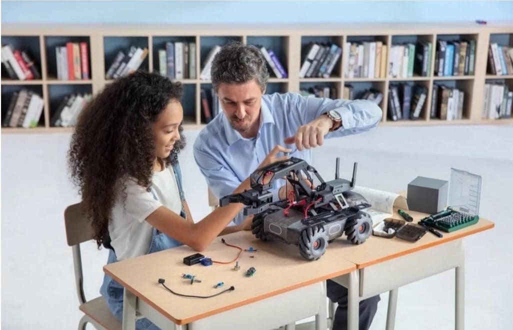 Robots Educativos por el fabricante DJI