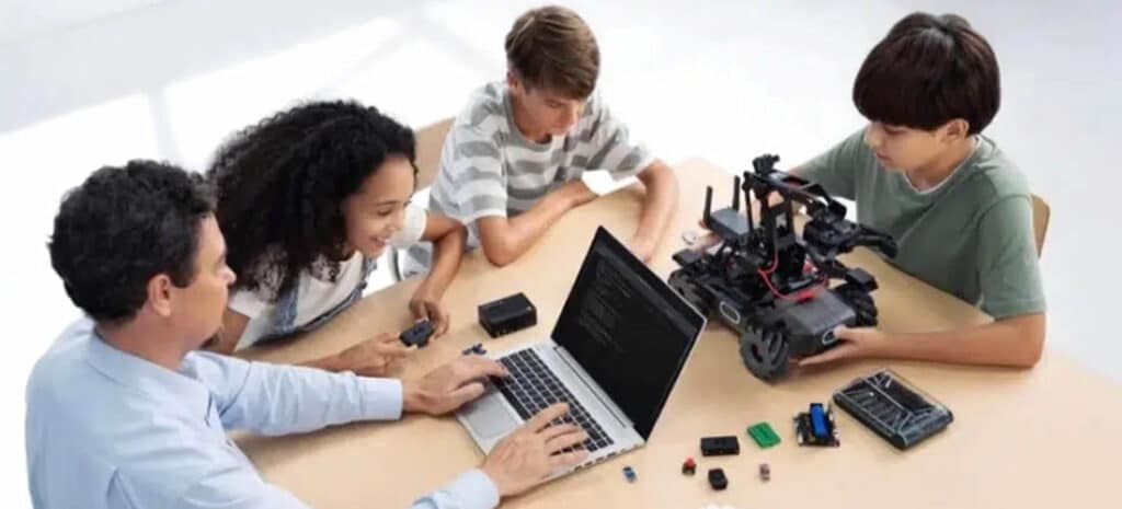 Drone GURU - Variante educativa