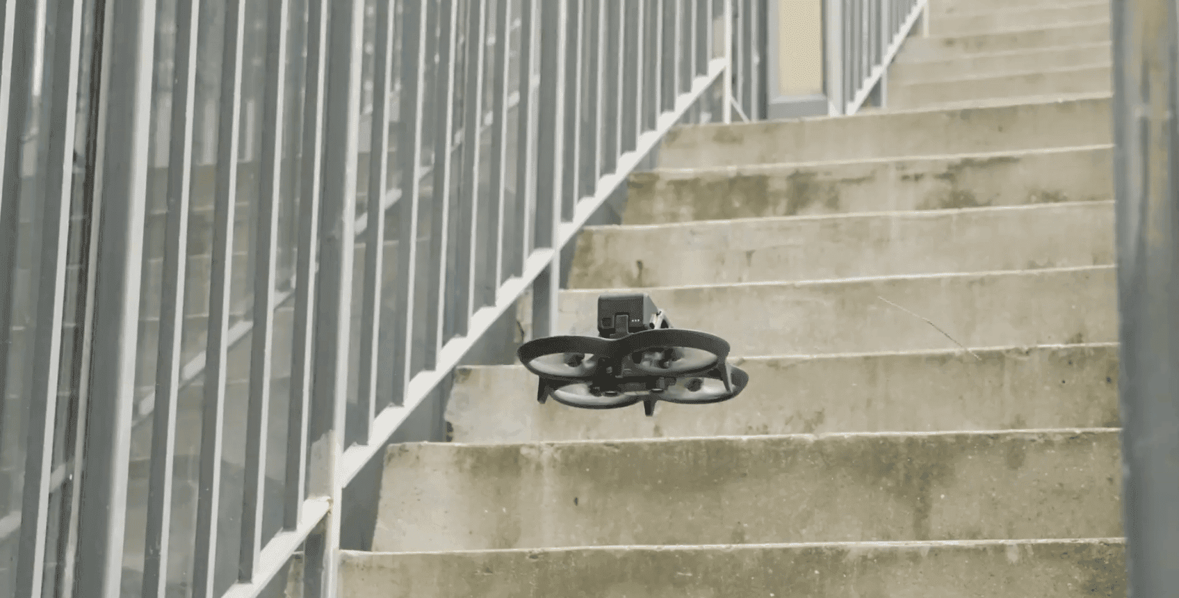 DJI AVATA volando DJI AVATA volando
