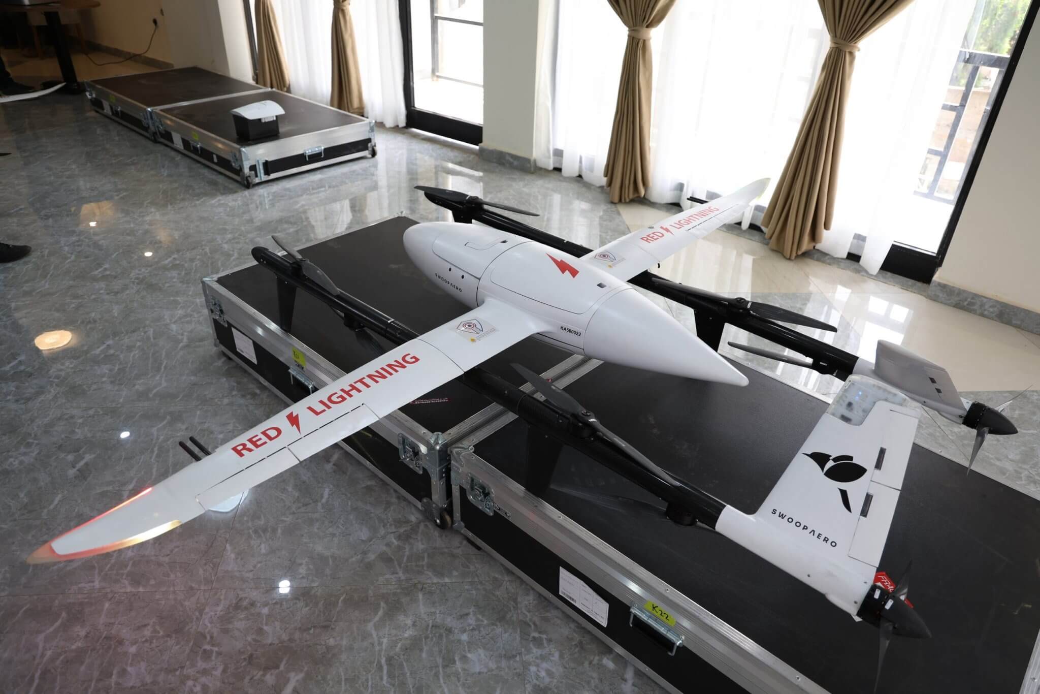 Dron de Swoop Aero y Red Lightning