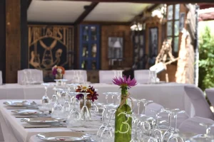mesa decorada comedor